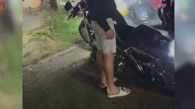 shkaktonin-zhurma-shqetesuese-dhe-drejtonin-motomjetet-ne-gjendje-te-dehur,-arrestohen-3-persona-ne-shengjin shkaktonin-zhurma-shqetesuese-dhe-drejtonin-motomjetet-ne-gjendje-te-dehur,-arrestohen-3-persona-ne-shengjin