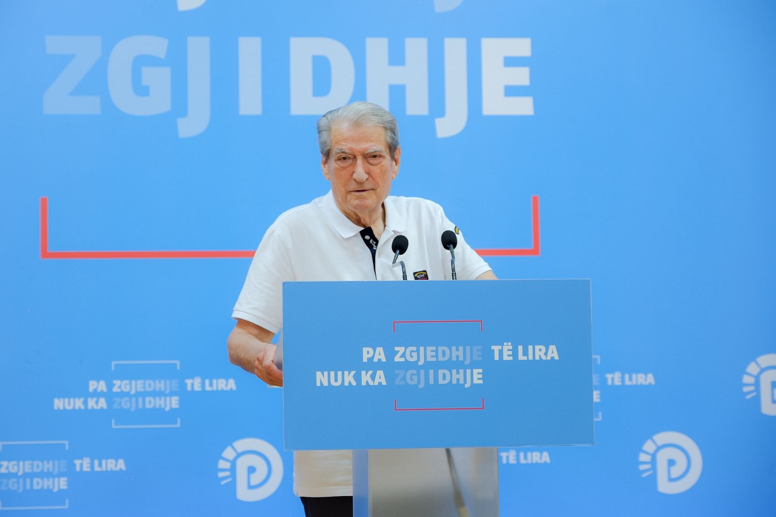 “po-me-arrestojne!”-deklarata-kontradiktore-e-ish-zv.drejtorit-te-akshi-t-qe-u-zhduk-pa-gjurme,-berisha:-e-ka-plumbin-pas-veshit!-nuk-flet-dot “po-me-arrestojne!”-deklarata-kontradiktore-e-ish-zv.drejtorit-te-akshi-t-qe-u-zhduk-pa-gjurme,-berisha:-e-ka-plumbin-pas-veshit!-nuk-flet-dot