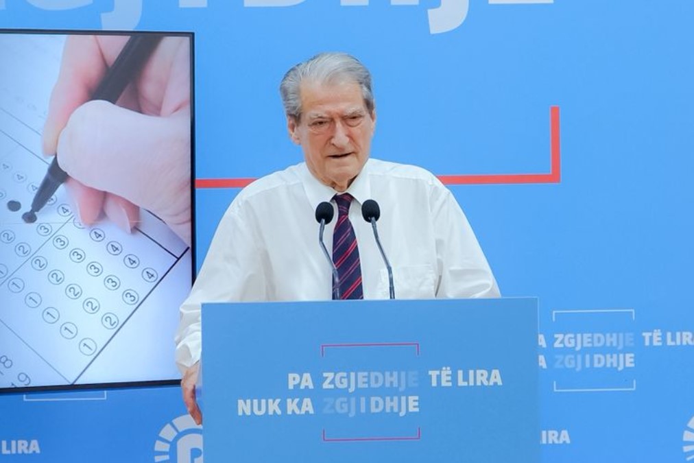 a-do-te-shkoje-pd-ne-parlament?-pergjigjet-sali-berisha:-shqiptaret-do-t’i-pergjigjen-fuqishem!-ka-ardhur-momenti-qe… a-do-te-shkoje-pd-ne-parlament?-pergjigjet-sali-berisha:-shqiptaret-do-t’i-pergjigjen-fuqishem!-ka-ardhur-momenti-qe…