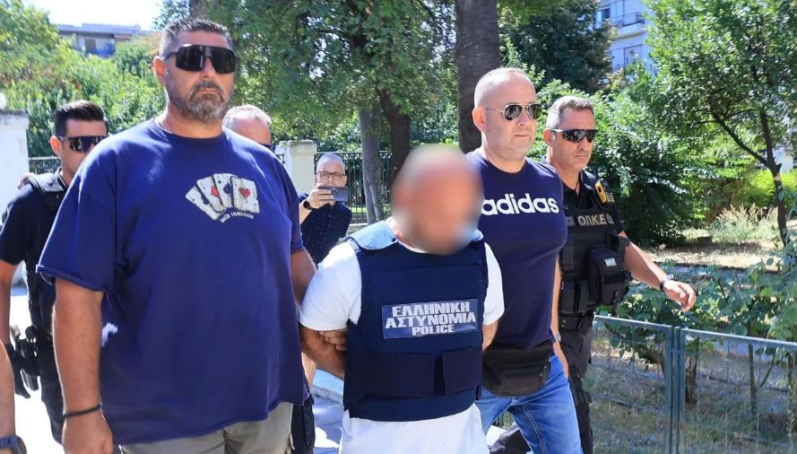 rrefimi-i-vrasesit-40-vjecar-shqiptar-qe-i-mori-jeten-gruas-se-tij-ne-greqi:-ishte-shtatzene,-femija-s’ishte-i-imi.-po-fliste-me-te-tjere-ne-rrjetet-sociale rrefimi-i-vrasesit-40-vjecar-shqiptar-qe-i-mori-jeten-gruas-se-tij-ne-greqi:-ishte-shtatzene,-femija-s’ishte-i-imi.-po-fliste-me-te-tjere-ne-rrjetet-sociale
