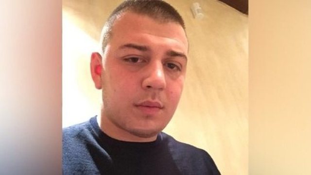 arrestimi-i-ish-kreut-te-frpd-kavaje/-e-shkuara-e-babait-te-kid-kazazit,-nga-shitja-e-makines-qe-u-perdor-ne-vrasje,-te-prangosja-si-deshmitar-ne-gjyq arrestimi-i-ish-kreut-te-frpd-kavaje/-e-shkuara-e-babait-te-kid-kazazit,-nga-shitja-e-makines-qe-u-perdor-ne-vrasje,-te-prangosja-si-deshmitar-ne-gjyq