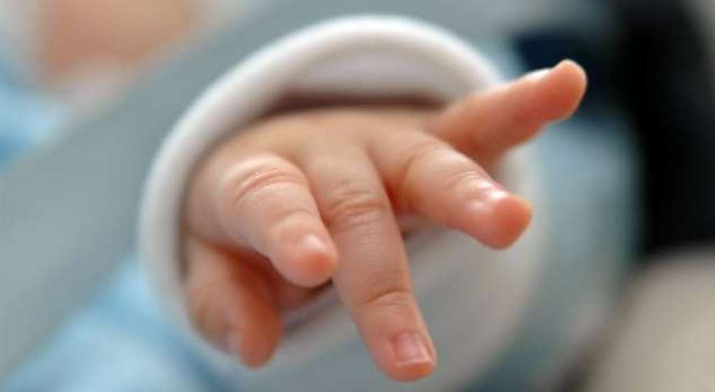 rasti-i-pare-per-2025-en,-nderron-jete-foshnja-nga-kolla-e-mire,-nena-nuk-ishte-vaksinuar-gjate-shtatzenise rasti-i-pare-per-2025-en,-nderron-jete-foshnja-nga-kolla-e-mire,-nena-nuk-ishte-vaksinuar-gjate-shtatzenise