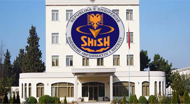 skandal/-ish-kreu-i-shish-dhe-djali-i-tij-nen-akuze-per-3-vepra-penale,-nga-nxjerrja-e-sekretit-shteteror-tek… skandal/-ish-kreu-i-shish-dhe-djali-i-tij-nen-akuze-per-3-vepra-penale,-nga-nxjerrja-e-sekretit-shteteror-tek…