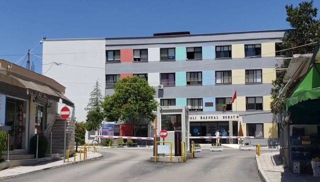 alarm-ne-berat/-femijet-preken-nga-crregullime-gastro-intensinale,-10-15-shtrime-ne-spital-cdo-dite-nga-vorozat alarm-ne-berat/-femijet-preken-nga-crregullime-gastro-intensinale,-10-15-shtrime-ne-spital-cdo-dite-nga-vorozat