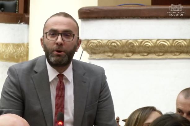 bardhi:-me-gjeni-nje-vend-ne-bote-ku-kryeministri-sulmon-gjyqesorin-per-gjyqe-qe-i-humbet-si-pale,-s’ka-turp-me-te-madh! bardhi:-me-gjeni-nje-vend-ne-bote-ku-kryeministri-sulmon-gjyqesorin-per-gjyqe-qe-i-humbet-si-pale,-s’ka-turp-me-te-madh!