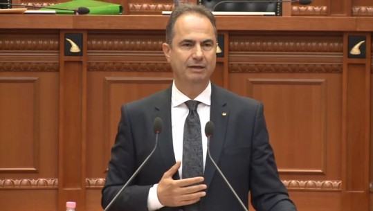 “e-bete-meme-ate-7-x-7…”-luciano-boci:-me-paturpesi-thoni-qe-i-kemi-dhene-opozites-me-shume-komisione!-ironi-dhe-cinizem,-na-i-hoqet-edhe-“integrimin” “e-bete-meme-ate-7-x-7…”-luciano-boci:-me-paturpesi-thoni-qe-i-kemi-dhene-opozites-me-shume-komisione!-ironi-dhe-cinizem,-na-i-hoqet-edhe-“integrimin”