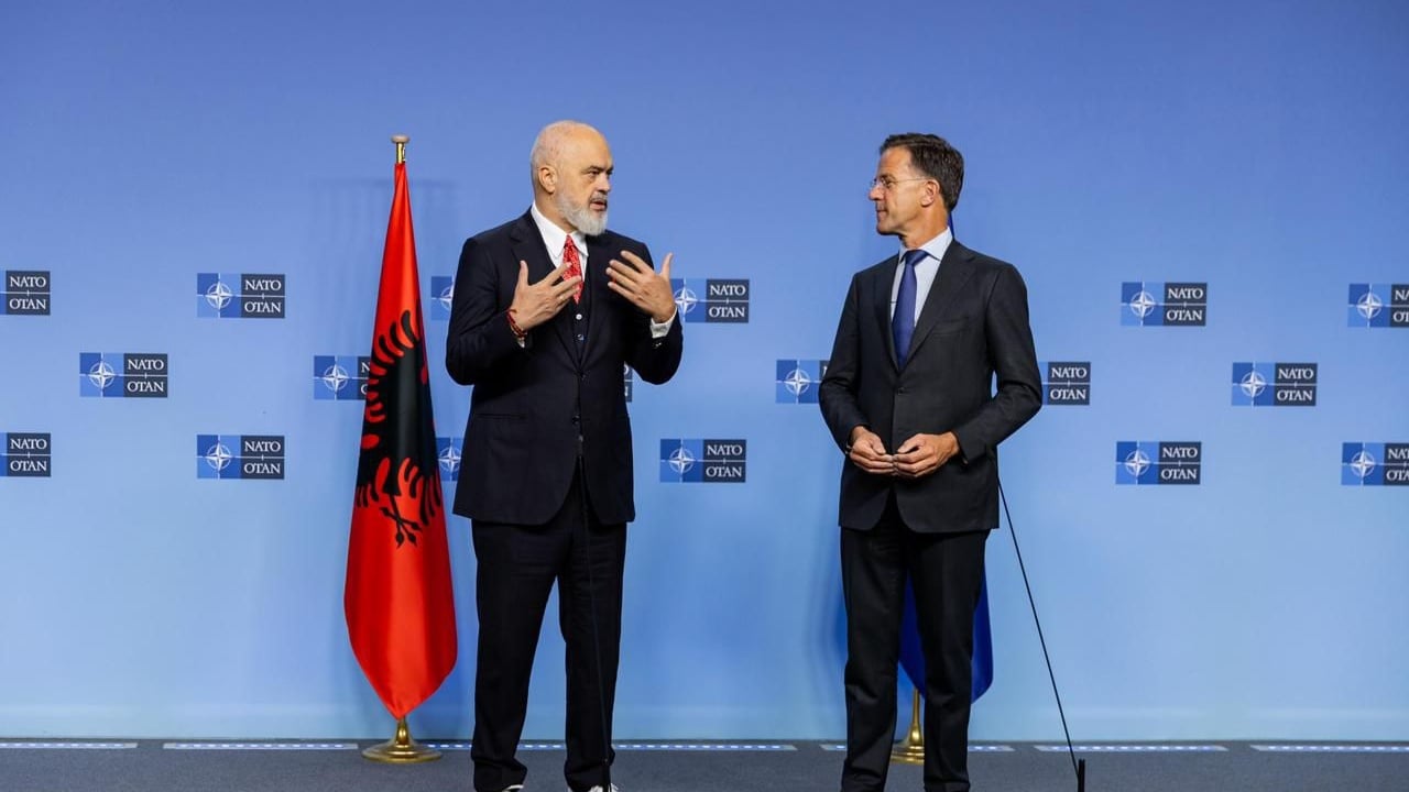 “duam-te-bejme-me-shume”/-rama-nga-brukseli:-po-rilindim-industrine-ushtarake,-prioritet-baza-ne-porto-romano “duam-te-bejme-me-shume”/-rama-nga-brukseli:-po-rilindim-industrine-ushtarake,-prioritet-baza-ne-porto-romano