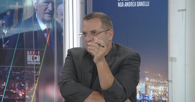 “veliaj-pi-raki-ne-burg,-e-monitorojne-mos-ta-teproje”,-collaku:-se-c’ka-barku-e-thote-bardhaku-pastaj “veliaj-pi-raki-ne-burg,-e-monitorojne-mos-ta-teproje”,-collaku:-se-c’ka-barku-e-thote-bardhaku-pastaj