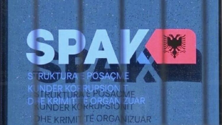 “perdori-fjalor-kercenues”-perplasja-mes-shoferit-te-prokurorit-te-spak-dhe-drejtuesit-te-sektorit-te-qarkullimit-rrugor,-policia:-gardisti-mbante-ne-brez-pistoleten-dhe… “perdori-fjalor-kercenues”-perplasja-mes-shoferit-te-prokurorit-te-spak-dhe-drejtuesit-te-sektorit-te-qarkullimit-rrugor,-policia:-gardisti-mbante-ne-brez-pistoleten-dhe…