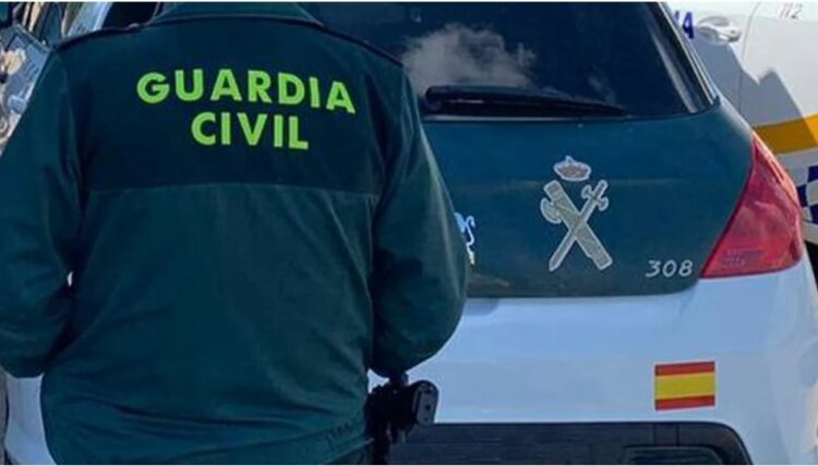 cmontohet-organizata-shqiptare-ne-spanje,-shtepi-bari-dhe-ferma-marijuane,-5-te-arrestuar,-mes-tyre-nje-grua,-akuza… cmontohet-organizata-shqiptare-ne-spanje,-shtepi-bari-dhe-ferma-marijuane,-5-te-arrestuar,-mes-tyre-nje-grua,-akuza…