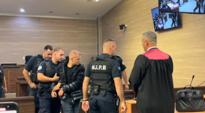 porositi-vrasjen-e-liridona-ademajt-per-30-mije-euro,-ish-drejtori-i-klinikes-se-psikiatrise:-naim-murseli-nuk-ka-pasur-asnjehere-probleme-psikike porositi-vrasjen-e-liridona-ademajt-per-30-mije-euro,-ish-drejtori-i-klinikes-se-psikiatrise:-naim-murseli-nuk-ka-pasur-asnjehere-probleme-psikike