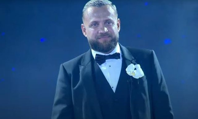 nje-“big-brother-all-stars”-eshte-afer-dhe-me-surpriza/-luiz-ejlli-pjese-e-spektaklit,-e-konfirmon-menaxheri-i-tij? nje-“big-brother-all-stars”-eshte-afer-dhe-me-surpriza/-luiz-ejlli-pjese-e-spektaklit,-e-konfirmon-menaxheri-i-tij?