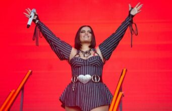 Renowned singer Nelly Furtado retires from the stage indefinitely